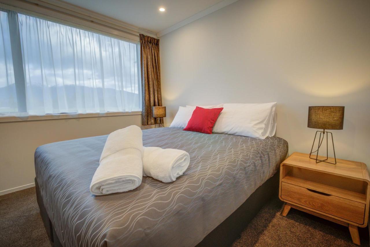 Dusky Motels Te Anau Esterno foto